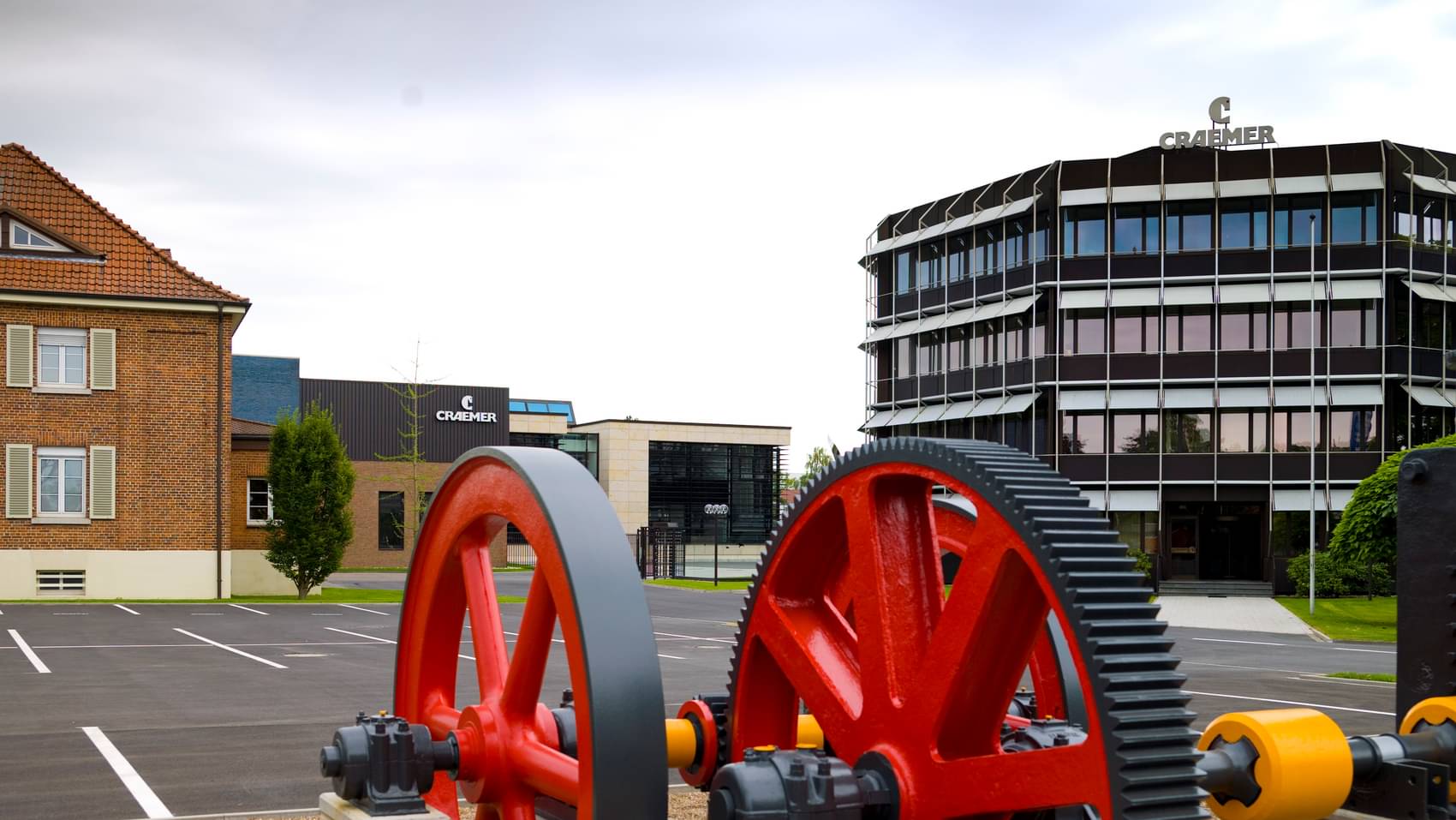 Die Abbildung zeigt das Firmengelände der Craemer GmbH aus der Vogelperspektive