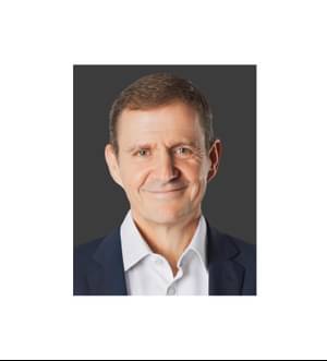 Portrait Dirk Besdziek. Senior Trade Advisor, Commerzbank AG