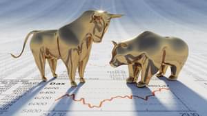 golden bull and bear on stock exchange prices