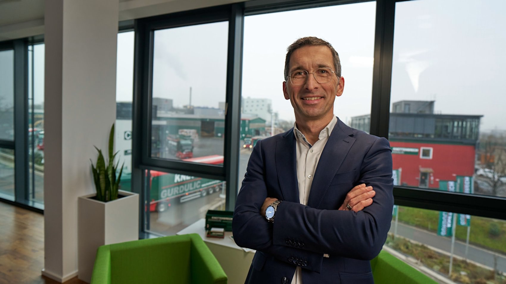 Das Bild zeigt Bertram Scholtes, Geschäftsführer, KNETTENBRECH + GURDULIC Service GmbH & Co. KG