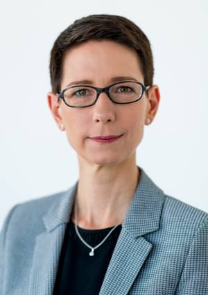 Portrait Christine Rademacher, Divisional Head Financial Engineering, Commerzbank AG